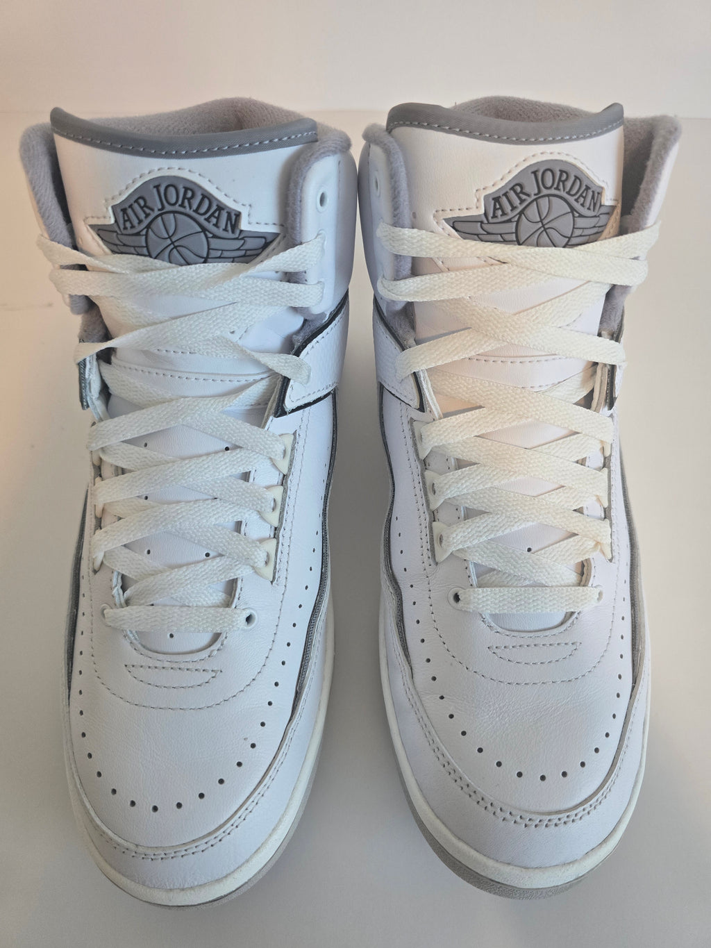 Air Jordan 2 Retro White Cement Grey (Men’s Size 8) New w/ Box